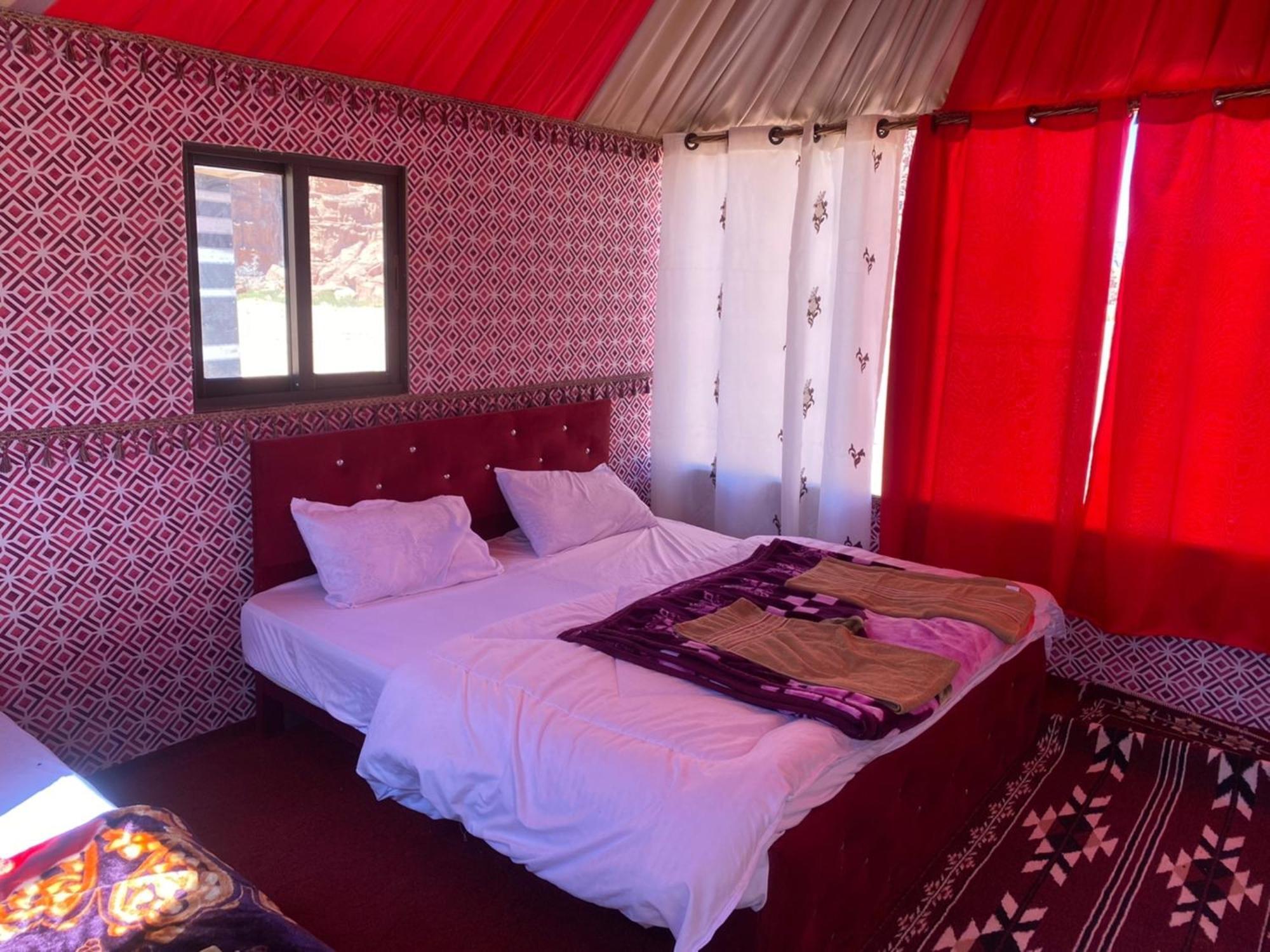 مبيت وإفطار وادي رم Calm Camp المظهر الخارجي الصورة